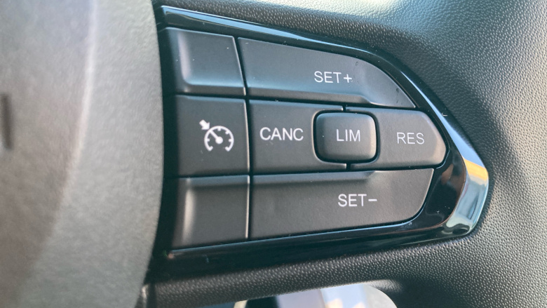 Vauxhall Movano 3500 L3 Diesel Fwd 2.2 Turbo D 140 H2 Van Prime